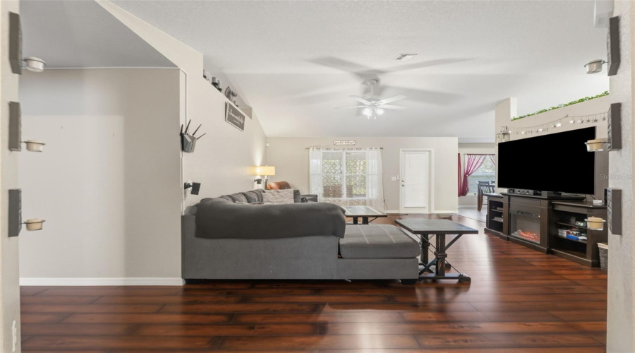 Spring Hill, Florida 34608, 4 Bedroom Bedrooms, ,2 Bathroombathrooms,Residential,For Sale,Barger,0,Mfrw7883196