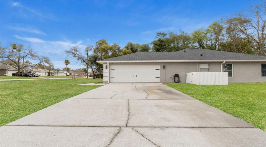 Spring Hill, Florida 34608, 4 Bedroom Bedrooms, ,2 Bathroombathrooms,Residential,For Sale,Barger,0,Mfrw7883196