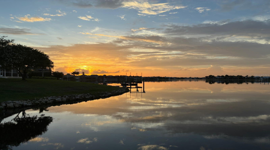 Apollo Beach, Florida 33572, 4 Bedroom Bedrooms, ,2 Bathroombathrooms,Residential,For Sale,Manns Harbor,0,Mfrtb8535827