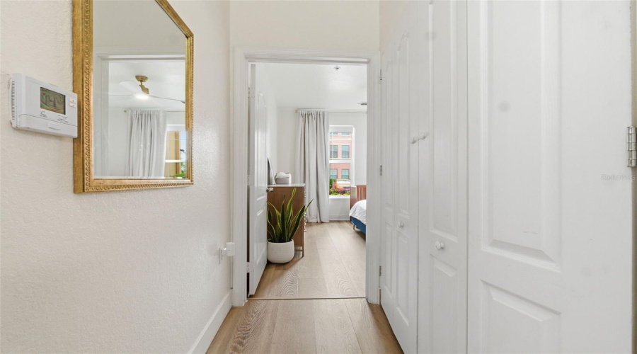 Clearwater, Florida 33764, 1 Bedroom Bedrooms, ,1 Bathroombathrooms,Residential,For Sale,Via Capri,0,Mfrtb8514974