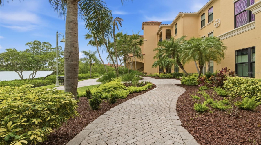 Clearwater, Florida 33764, 1 Bedroom Bedrooms, ,1 Bathroombathrooms,Residential,For Sale,Via Capri,0,Mfrtb8514974
