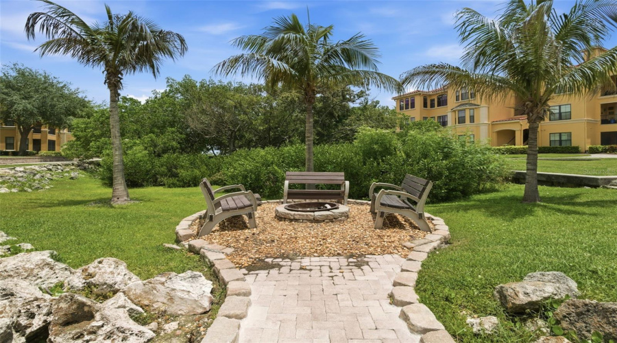 Clearwater, Florida 33764, 1 Bedroom Bedrooms, ,1 Bathroombathrooms,Residential,For Sale,Via Capri,0,Mfrtb8514974