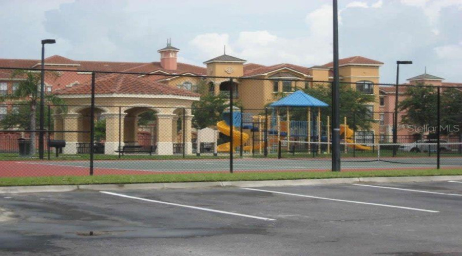 Clearwater, Florida 33764, 1 Bedroom Bedrooms, ,1 Bathroombathrooms,Residential,For Sale,Via Capri,0,Mfrtb8514974