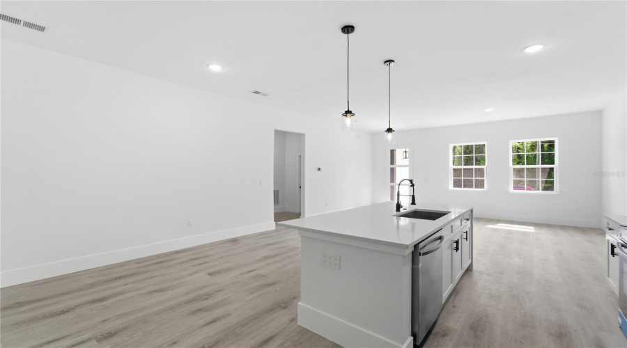 Dunnellon, Florida 34434, 4 Bedroom Bedrooms, ,3 Bathroombathrooms,Residential,For Sale,Caldwell,0,Mfro6407159