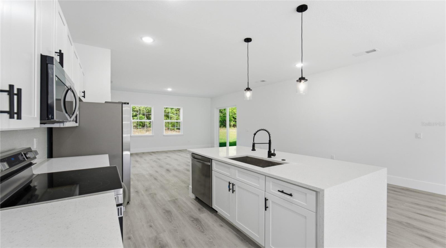 Dunnellon, Florida 34434, 4 Bedroom Bedrooms, ,3 Bathroombathrooms,Residential,For Sale,Caldwell,0,Mfro6407159