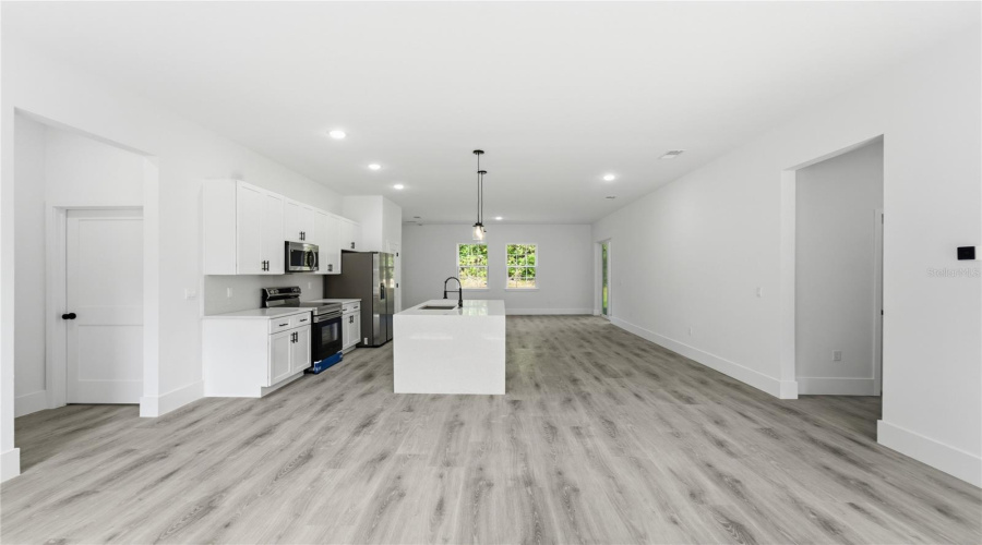 Dunnellon, Florida 34434, 4 Bedroom Bedrooms, ,3 Bathroombathrooms,Residential,For Sale,Caldwell,0,Mfro6407159
