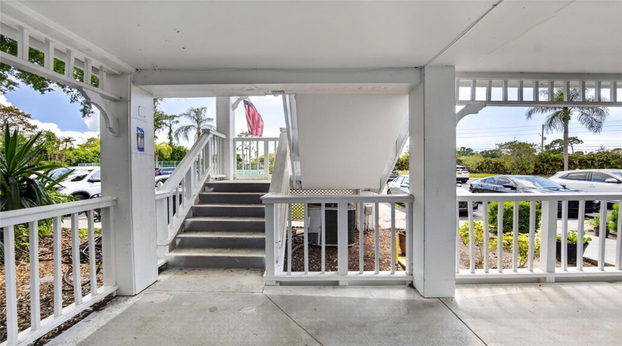 Palm Harbor, Florida 34684, 2 Bedroom Bedrooms, ,2 Bathroombathrooms,Residential,For Sale,Dolly Bay,0,Mfrtb8512345