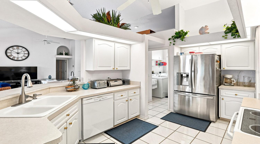 Port Charlotte, Florida 33981, 3 Bedroom Bedrooms, ,2 Bathroombathrooms,Residential,For Sale,Aztec,0,Mfrw7887978