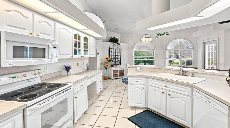 Port Charlotte, Florida 33981, 3 Bedroom Bedrooms, ,2 Bathroombathrooms,Residential,For Sale,Aztec,0,Mfrw7887978