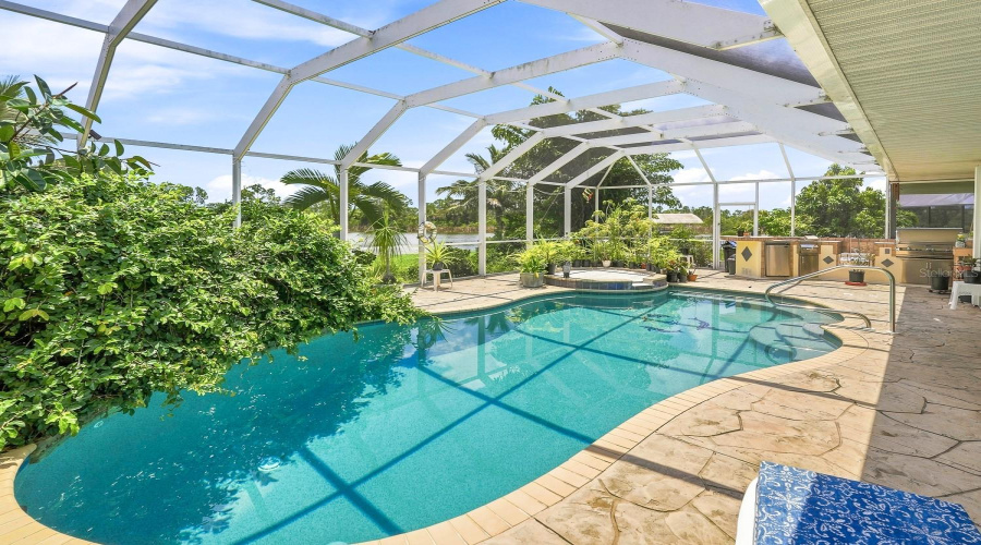 Port Charlotte, Florida 33981, 3 Bedroom Bedrooms, ,2 Bathroombathrooms,Residential,For Sale,Aztec,0,Mfrw7887978