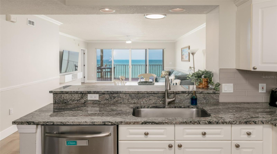 Redington Beach, Florida 33708, 3 Bedroom Bedrooms, ,2 Bathroombathrooms,Residential,For Sale,Gulf,0,Mfrtb8527012