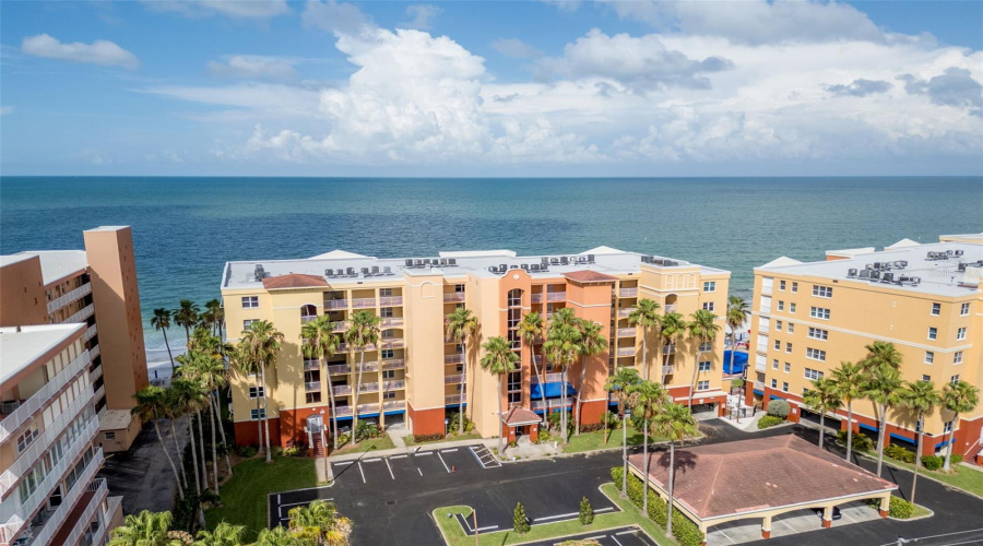 Redington Beach, Florida 33708, 3 Bedroom Bedrooms, ,2 Bathroombathrooms,Residential,For Sale,Gulf,0,Mfrtb8527012