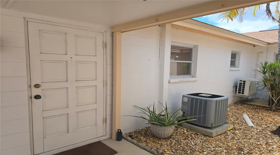 Bradenton, Florida 34207, 1 Bedroom Bedrooms, ,1 Bathroombathrooms,Residential,For Sale,Live Oak Cir,0,Mfra4698614
