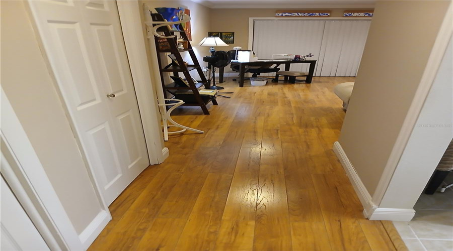 Bradenton, Florida 34207, 1 Bedroom Bedrooms, ,1 Bathroombathrooms,Residential,For Sale,Live Oak Cir,0,Mfra4698614