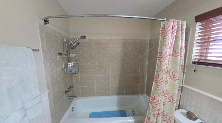 Bradenton, Florida 34207, 1 Bedroom Bedrooms, ,1 Bathroombathrooms,Residential,For Sale,Live Oak Cir,0,Mfra4698614
