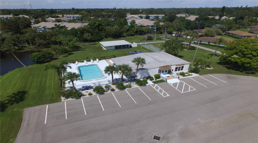 Bradenton, Florida 34207, 1 Bedroom Bedrooms, ,1 Bathroombathrooms,Residential,For Sale,Live Oak Cir,0,Mfra4698614