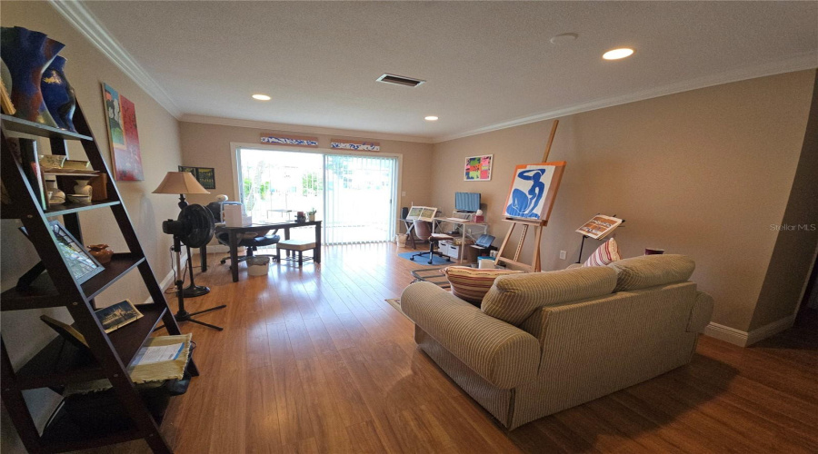 Bradenton, Florida 34207, 1 Bedroom Bedrooms, ,1 Bathroombathrooms,Residential,For Sale,Live Oak Cir,0,Mfra4698614