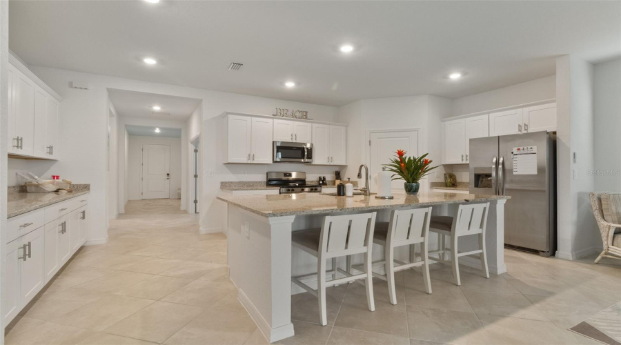 Port Charlotte, Florida 33953, 3 Bedroom Bedrooms, ,3 Bathroombathrooms,Residential,For Sale,Saddlewood,0,Mfrc7528324