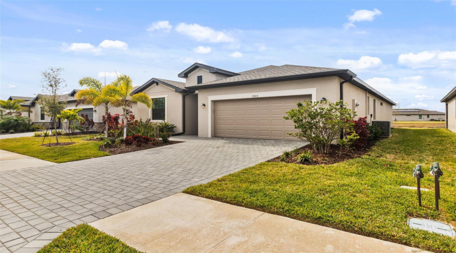 Port Charlotte, Florida 33953, 3 Bedroom Bedrooms, ,3 Bathroombathrooms,Residential,For Sale,Saddlewood,0,Mfrc7528324