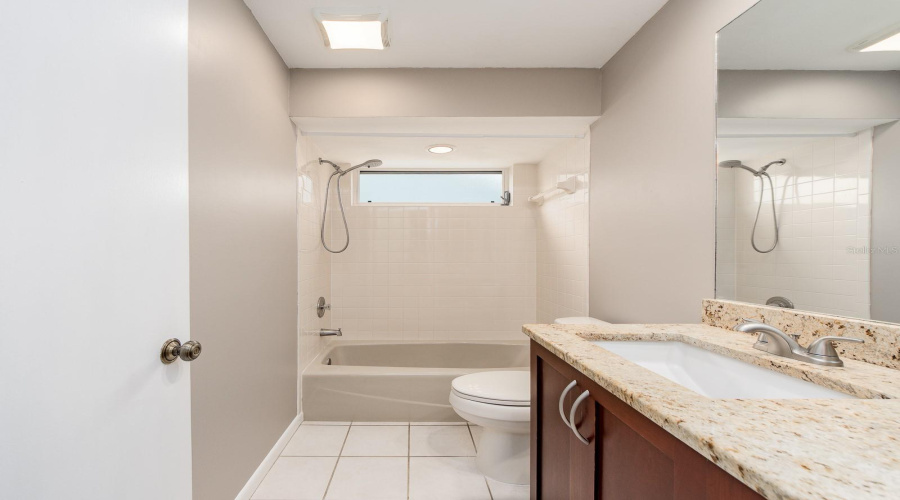 Clearwater, Florida 33765, 3 Bedroom Bedrooms, ,2 Bathroombathrooms,Residential,For Sale,Midnight Pass,0,Mfrtb8532489