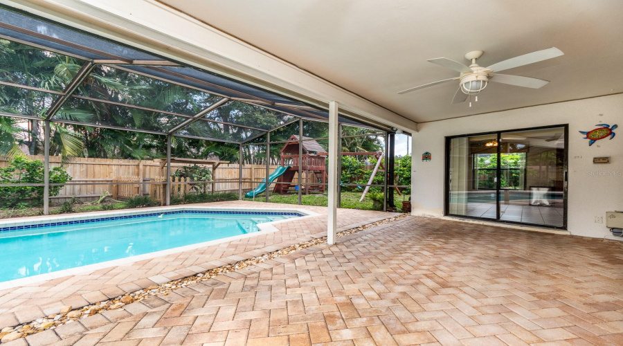 Clearwater, Florida 33765, 3 Bedroom Bedrooms, ,2 Bathroombathrooms,Residential,For Sale,Midnight Pass,0,Mfrtb8532489