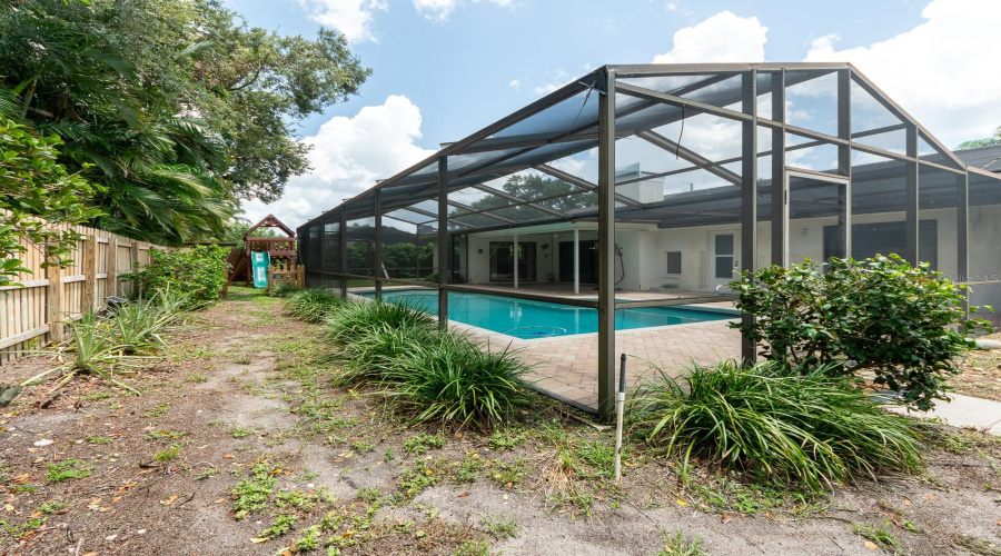 Clearwater, Florida 33765, 3 Bedroom Bedrooms, ,2 Bathroombathrooms,Residential,For Sale,Midnight Pass,0,Mfrtb8532489
