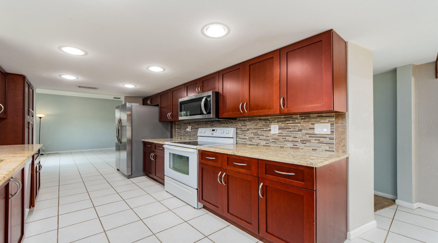 Clearwater, Florida 33765, 3 Bedroom Bedrooms, ,2 Bathroombathrooms,Residential,For Sale,Midnight Pass,0,Mfrtb8532489