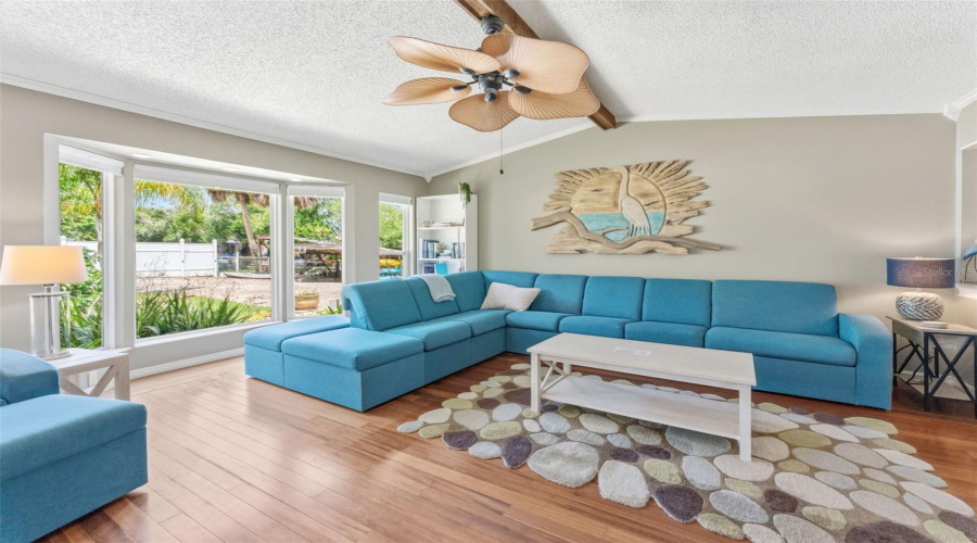 Weeki Wachee, Florida 34607, 3 Bedroom Bedrooms, ,3 Bathroombathrooms,Residential,For Sale,Sebring,0,Mfrtb8530377