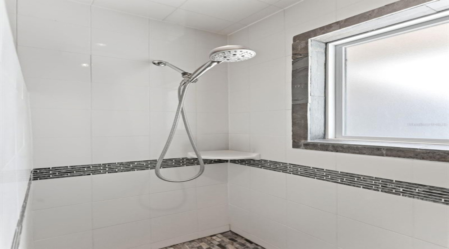 Weeki Wachee, Florida 34607, 3 Bedroom Bedrooms, ,3 Bathroombathrooms,Residential,For Sale,Sebring,0,Mfrtb8530377