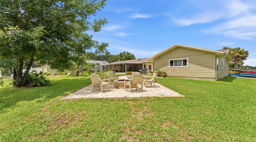 Weeki Wachee, Florida 34607, 3 Bedroom Bedrooms, ,3 Bathroombathrooms,Residential,For Sale,Sebring,0,Mfrtb8530377