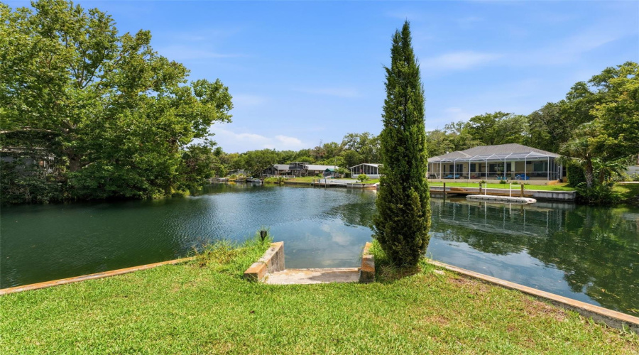 Weeki Wachee, Florida 34607, 3 Bedroom Bedrooms, ,3 Bathroombathrooms,Residential,For Sale,Sebring,0,Mfrtb8530377