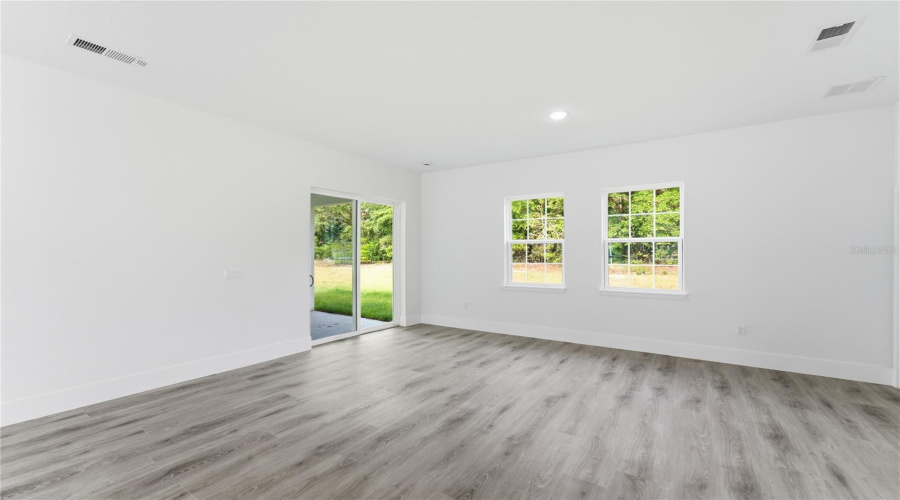 Dunnellon, Florida 34434, 4 Bedroom Bedrooms, ,3 Bathroombathrooms,Residential,For Sale,Caldwell,0,Mfro6407186