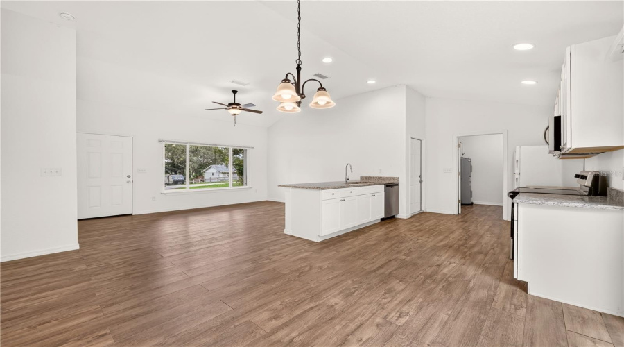 Ocklawaha, Florida 32179, 3 Bedroom Bedrooms, ,2 Bathroombathrooms,Residential,For Sale,165Th,0,Mfrom730128
