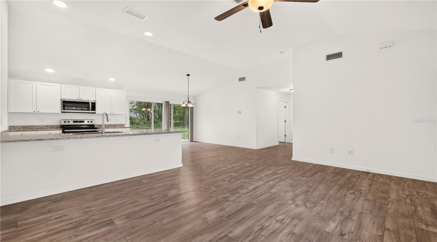 Ocklawaha, Florida 32179, 3 Bedroom Bedrooms, ,2 Bathroombathrooms,Residential,For Sale,165Th,0,Mfrom730128