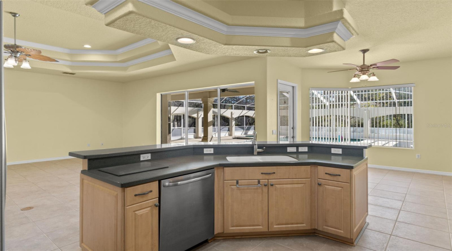 Weeki Wachee, Florida 34613, 4 Bedroom Bedrooms, ,3 Bathroombathrooms,Residential,For Sale,Lazy Days,0,Mfra4687393