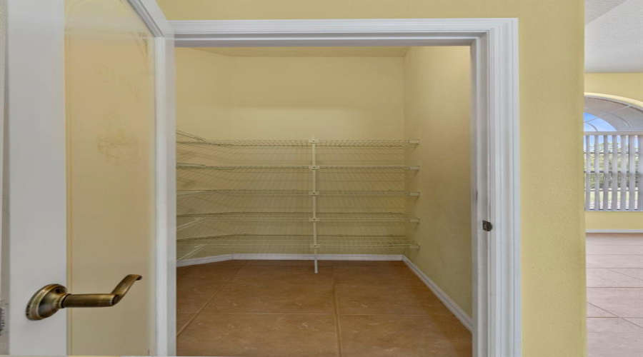 Weeki Wachee, Florida 34613, 4 Bedroom Bedrooms, ,3 Bathroombathrooms,Residential,For Sale,Lazy Days,0,Mfra4687393