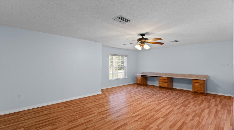 Weeki Wachee, Florida 34613, 4 Bedroom Bedrooms, ,3 Bathroombathrooms,Residential,For Sale,Lazy Days,0,Mfra4687393