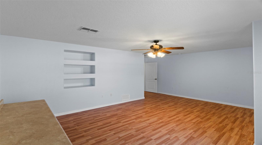 Weeki Wachee, Florida 34613, 4 Bedroom Bedrooms, ,3 Bathroombathrooms,Residential,For Sale,Lazy Days,0,Mfra4687393
