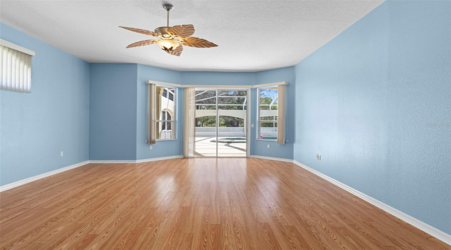 Weeki Wachee, Florida 34613, 4 Bedroom Bedrooms, ,3 Bathroombathrooms,Residential,For Sale,Lazy Days,0,Mfra4687393