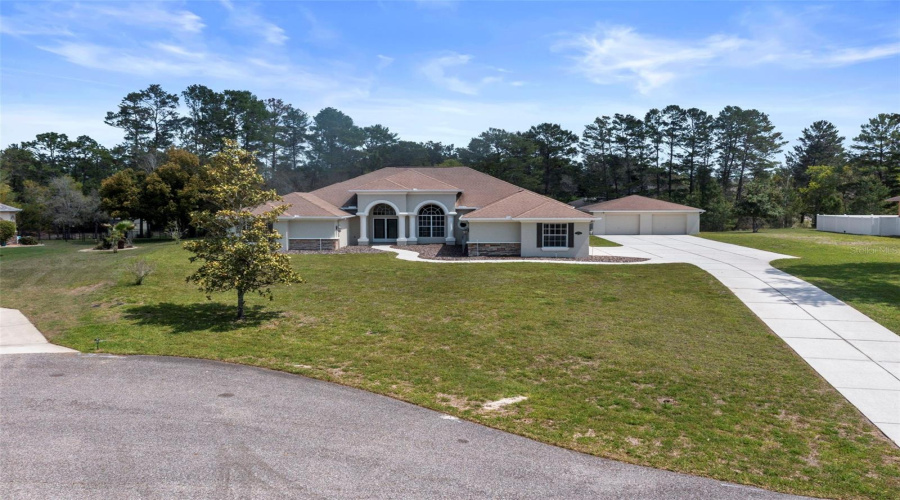 Weeki Wachee, Florida 34613, 4 Bedroom Bedrooms, ,3 Bathroombathrooms,Residential,For Sale,Lazy Days,0,Mfra4687393