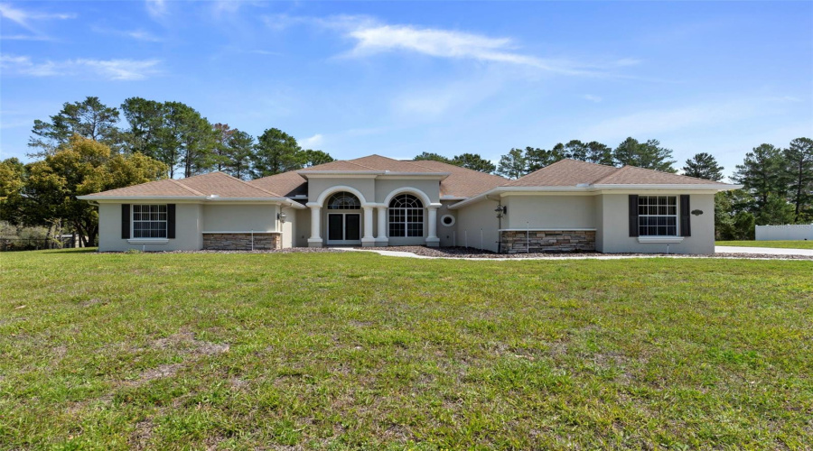 Weeki Wachee, Florida 34613, 4 Bedroom Bedrooms, ,3 Bathroombathrooms,Residential,For Sale,Lazy Days,0,Mfra4687393