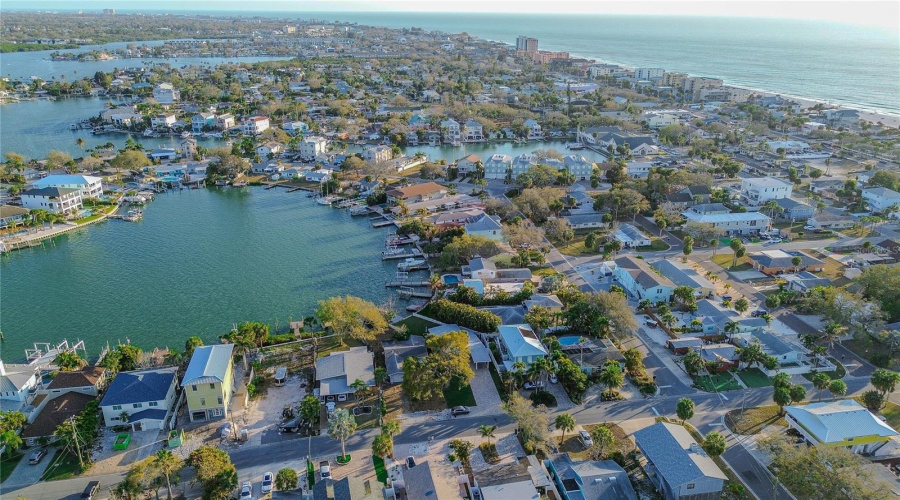 Indian Rocks Beach, Florida 33785, 2 Bedroom Bedrooms, ,1 Bathroombathrooms,Residential,For Sale,20Th,0,Mfrtb8482144