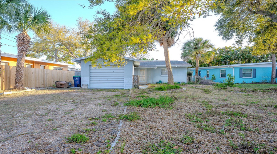 Indian Rocks Beach, Florida 33785, 2 Bedroom Bedrooms, ,1 Bathroombathrooms,Residential,For Sale,20Th,0,Mfrtb8482144
