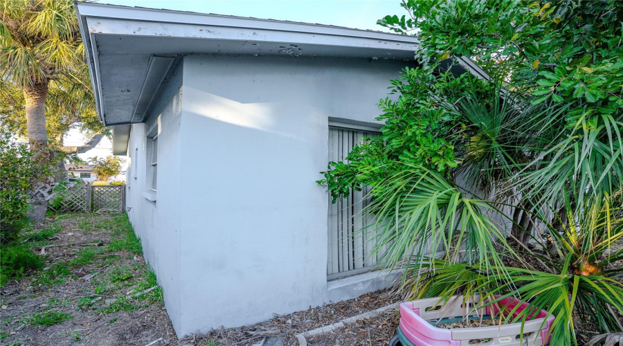 Indian Rocks Beach, Florida 33785, 2 Bedroom Bedrooms, ,1 Bathroombathrooms,Residential,For Sale,20Th,0,Mfrtb8482144