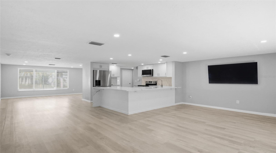 New Port Richey, Florida 34652, 3 Bedroom Bedrooms, ,2 Bathroombathrooms,Residential,For Sale,Rudder,0,Mfrtb8484977