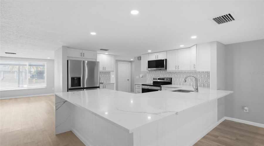 New Port Richey, Florida 34652, 3 Bedroom Bedrooms, ,2 Bathroombathrooms,Residential,For Sale,Rudder,0,Mfrtb8484977