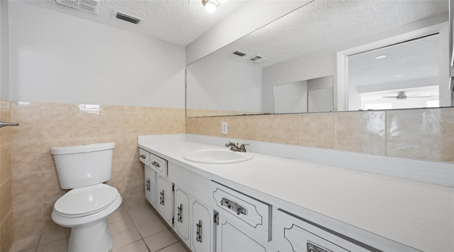 New Port Richey, Florida 34652, 3 Bedroom Bedrooms, ,2 Bathroombathrooms,Residential,For Sale,Rudder,0,Mfrtb8484977