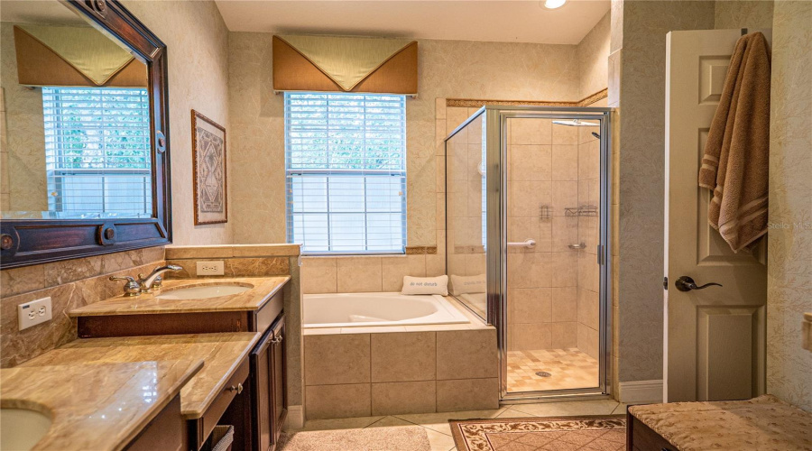 Groveland, Florida 34736, 2 Bedroom Bedrooms, ,2 Bathroombathrooms,Residential,For Sale,Flame Vine,0,Mfrg5117000