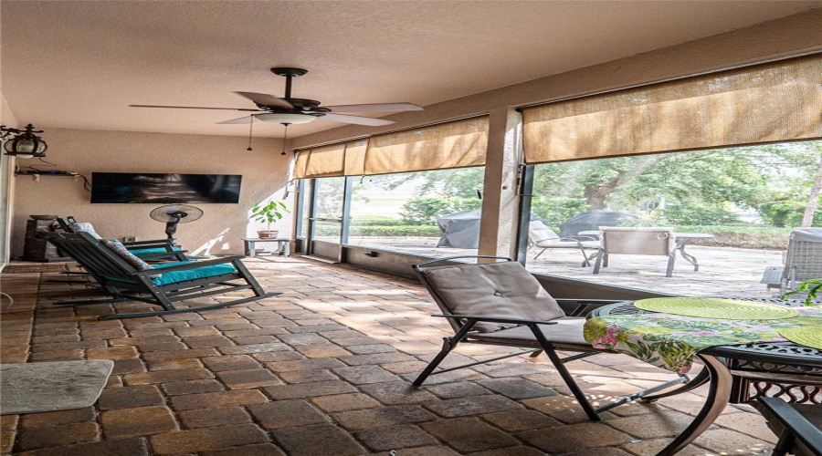 Groveland, Florida 34736, 2 Bedroom Bedrooms, ,2 Bathroombathrooms,Residential,For Sale,Flame Vine,0,Mfrg5117000
