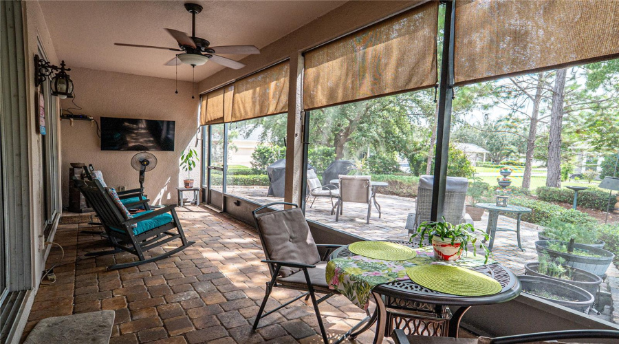 Groveland, Florida 34736, 2 Bedroom Bedrooms, ,2 Bathroombathrooms,Residential,For Sale,Flame Vine,0,Mfrg5117000
